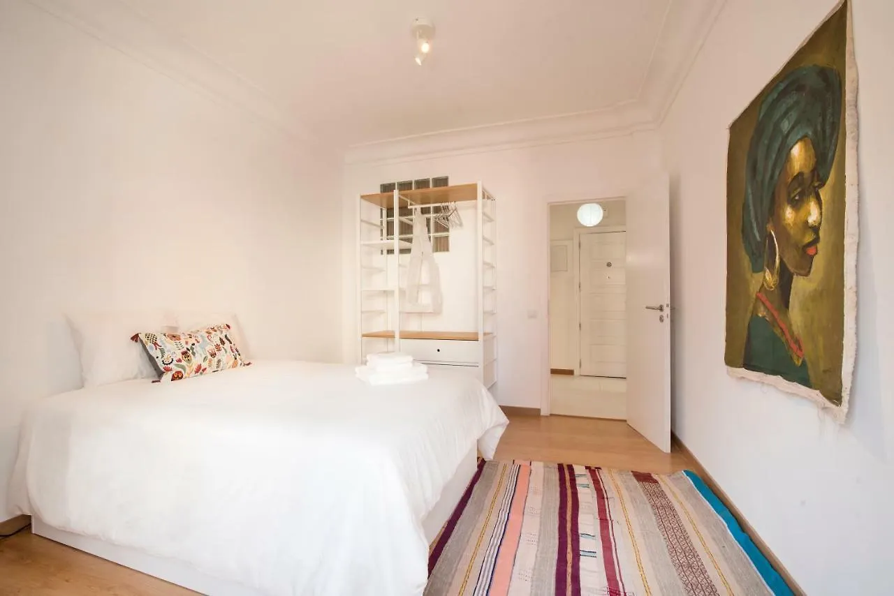 Art And Design Apartment In Lizbona